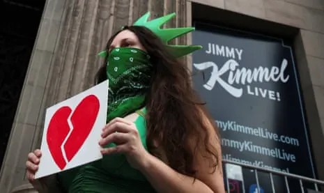 Donald Trump Hails Kimmel Show Removal as Broadcasters Substitute Program with Conservative Activist Tribute